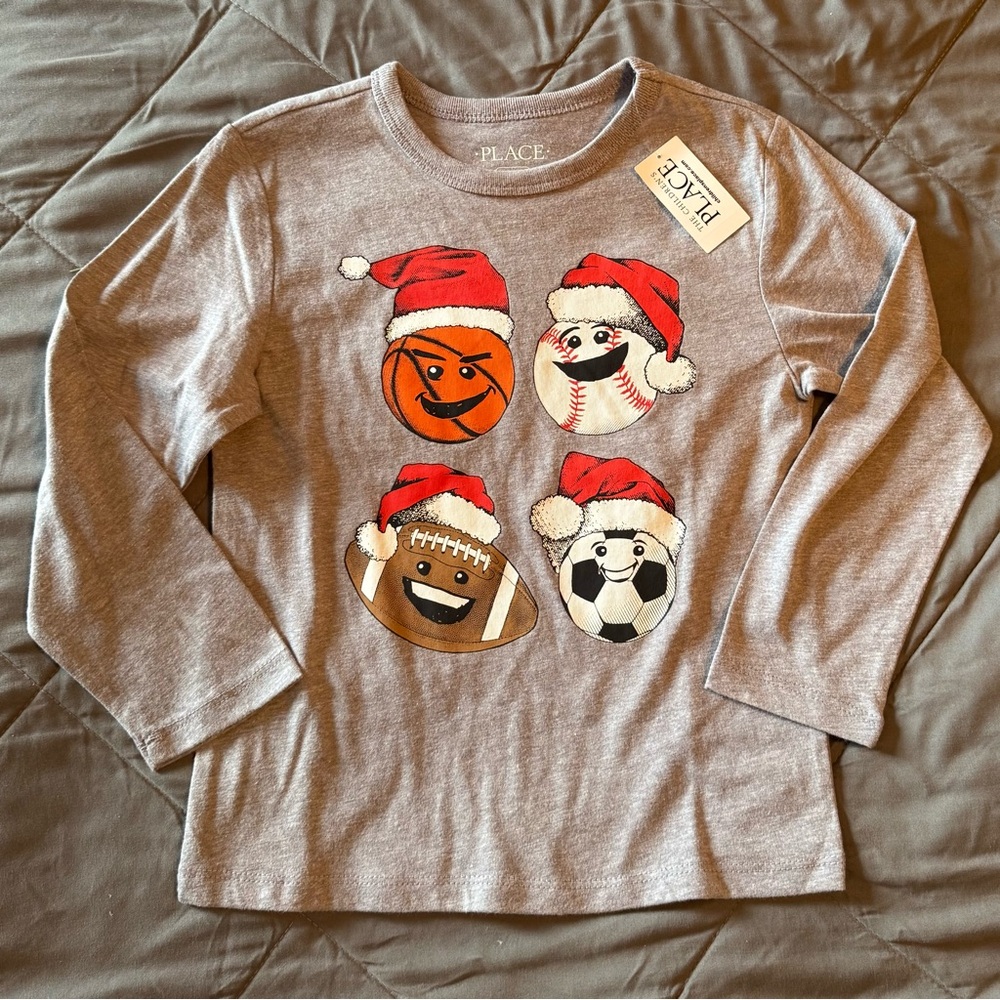 The Children’s Place Boys Christmas Sports Balls T-Shirt, Size XS (4) *NWT*